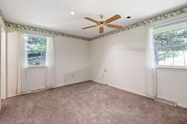 300 SUFFOLK DR, Bear, DE 19701