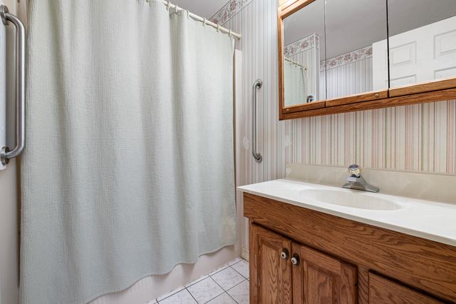 300 SUFFOLK DR, Bear, DE 19701