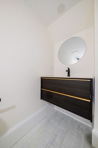 8 Horace Road, Belmont, MA 02478