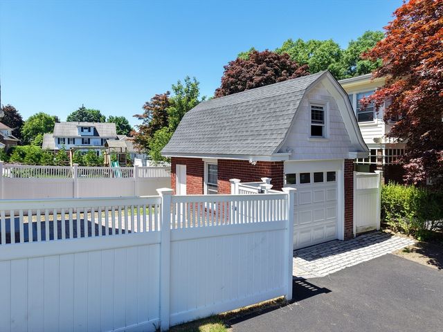 8 Horace Road, Belmont, MA 02478