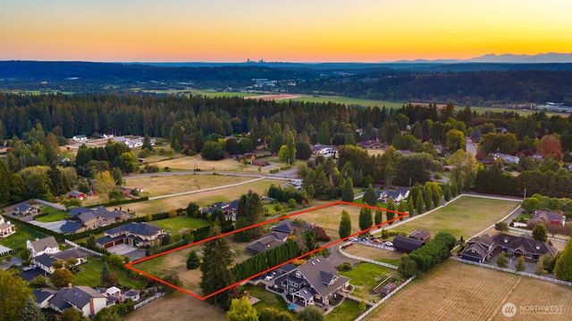 14350 160th Place NE, Woodinville, WA 98072