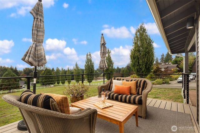 14350 160th Place NE, Woodinville, WA 98072