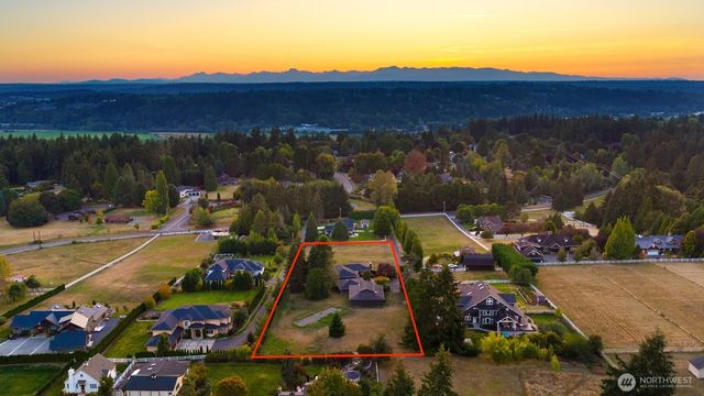 14350 160th Place NE, Woodinville, WA 98072