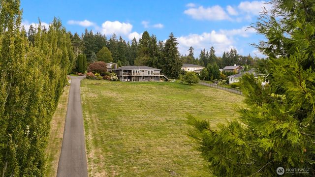 14350 160th Place NE, Woodinville, WA 98072