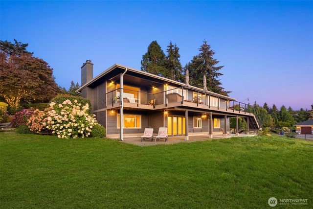 14350 160th Place NE, Woodinville, WA 98072