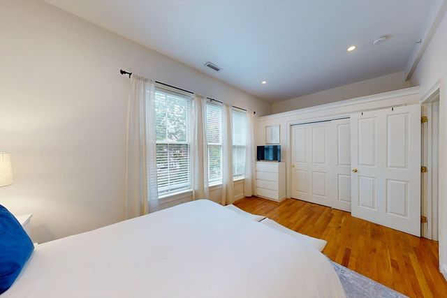 2 Harvard Square 2Furnished, Brookline, MA 02445