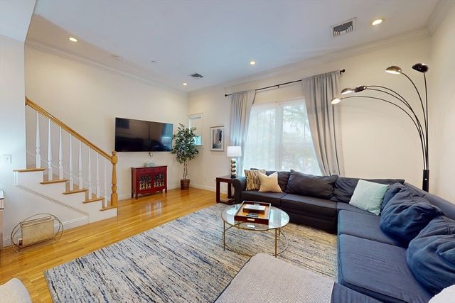 2 Harvard Square 2Furnished, Brookline, MA 02445