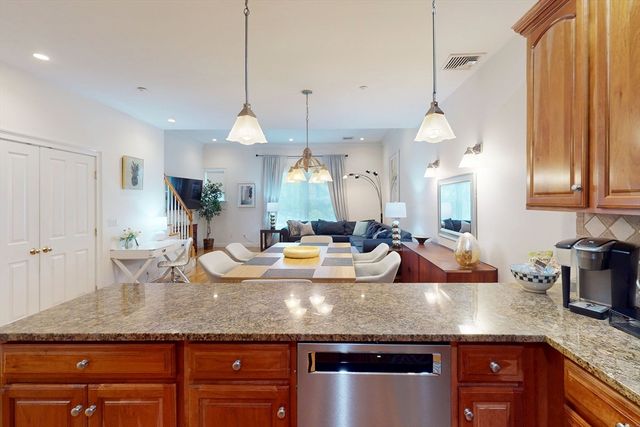2 Harvard Square 2Furnished, Brookline, MA 02445