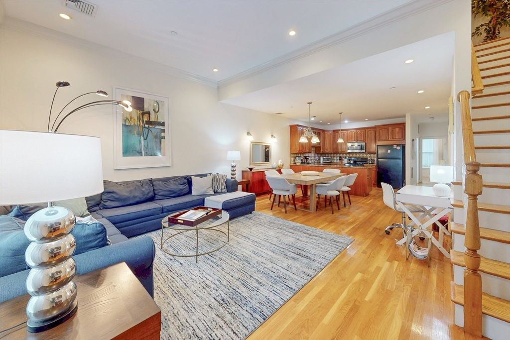 2 Harvard Square 2Furnished, Brookline, MA 02445