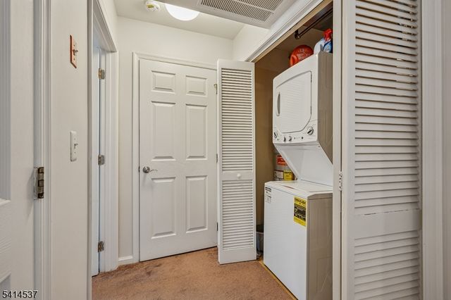 45 Park Edge 45, Berkeley Heights Twp., NJ 07922