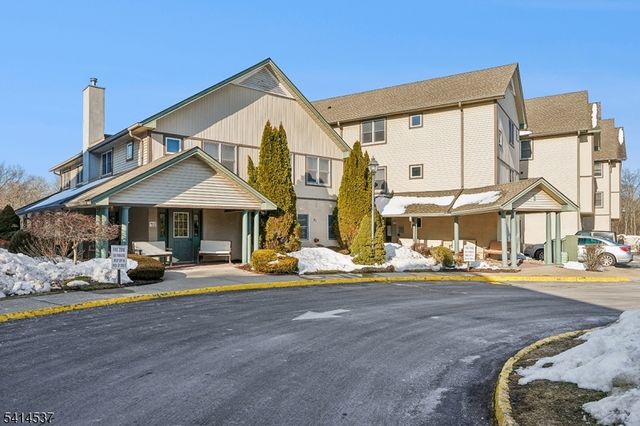 45 Park Edge 45, Berkeley Heights Twp., NJ 07922