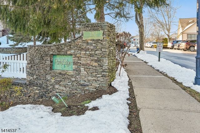 45 Park Edge 45, Berkeley Heights Twp., NJ 07922