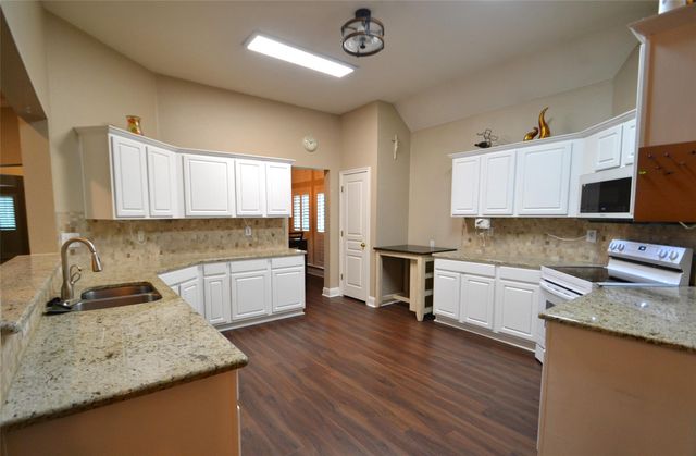338 Witte, Kyle, TX 78640