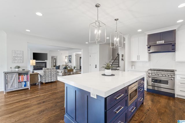 5549 LAKES EDGE DRIVE, Hoover, AL 35242