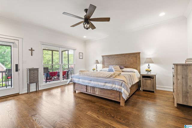 5549 LAKES EDGE DRIVE, Hoover, AL 35242