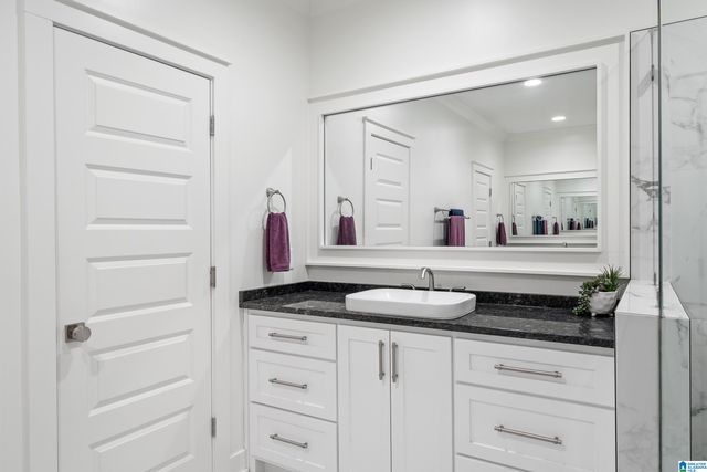 5549 LAKES EDGE DRIVE, Hoover, AL 35242