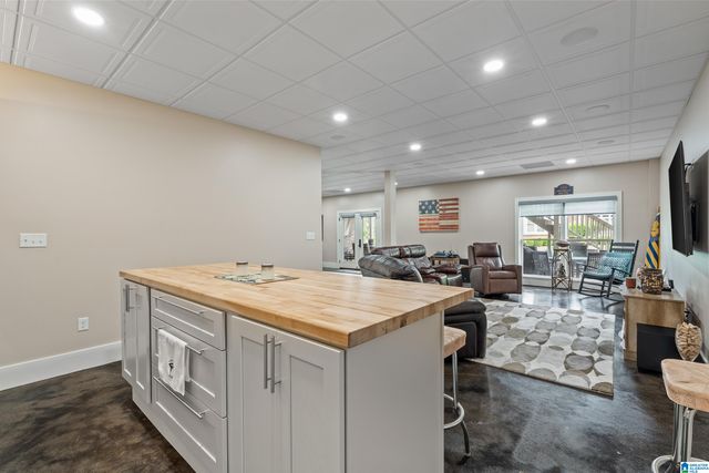 5549 LAKES EDGE DRIVE, Hoover, AL 35242