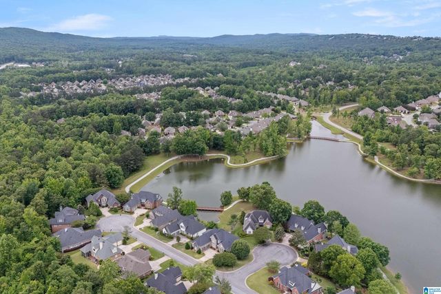 5549 LAKES EDGE DRIVE, Hoover, AL 35242