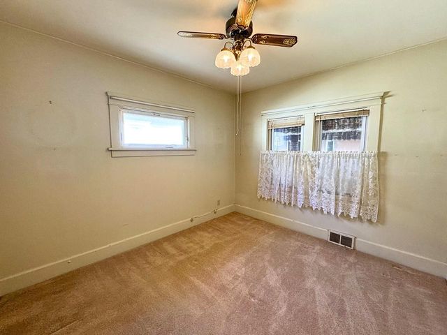 720 Monroe AVENUE, Racine, WI 53405