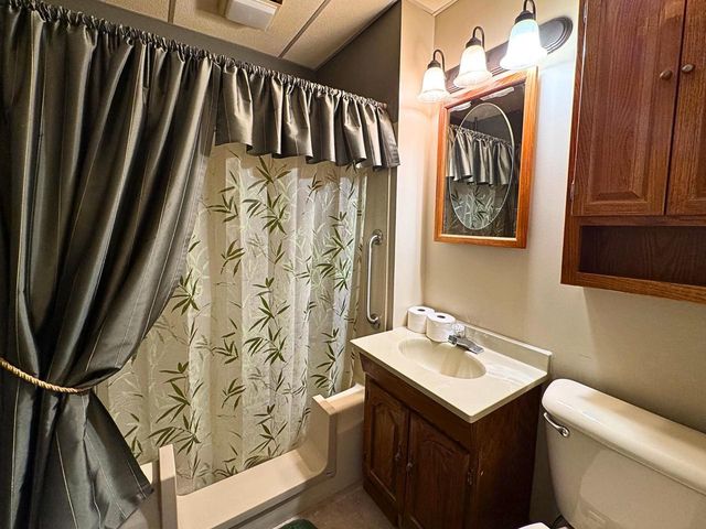 720 Monroe AVENUE, Racine, WI 53405