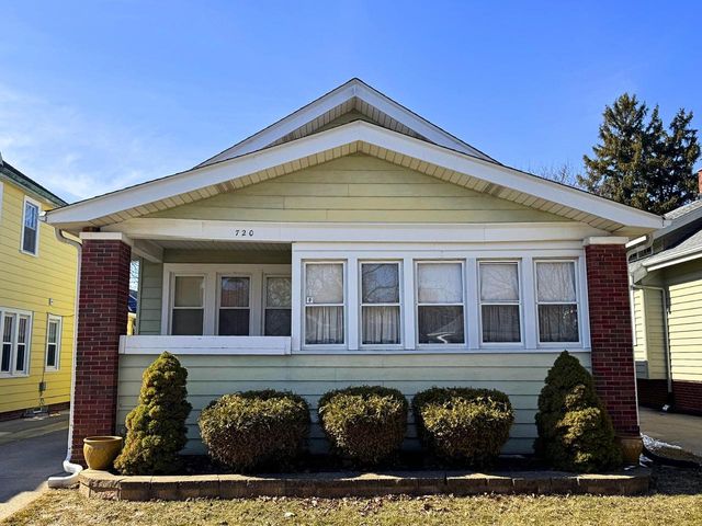 720 Monroe AVENUE, Racine, WI 53405