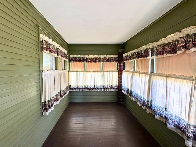 720 Monroe AVENUE, Racine, WI 53405