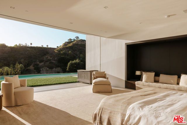 9265 Robin Drive, Los Angeles, CA 90069