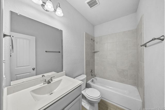 309 KILMARNOCK, Boerne, TX 78015