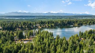 2181 E Trails End Drive, Belfair, WA 98528