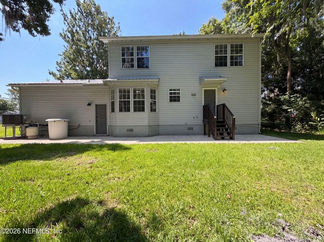 321 PARADISE Circle, Satsuma, FL 32189