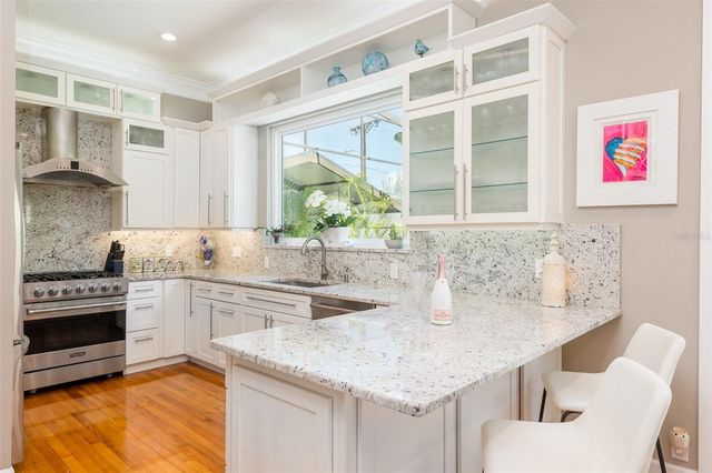 4721 W SAN MIGUEL STREET, Tampa, FL 33629