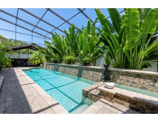 4721 W SAN MIGUEL STREET, Tampa, FL 33629