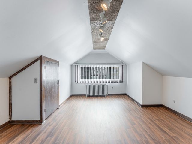 5248 W Wellington Avenue, Chicago, IL 60641