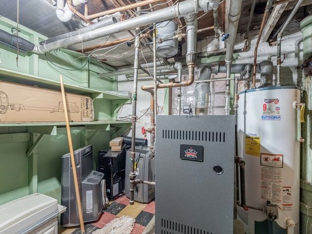 5248 W Wellington Avenue, Chicago, IL 60641