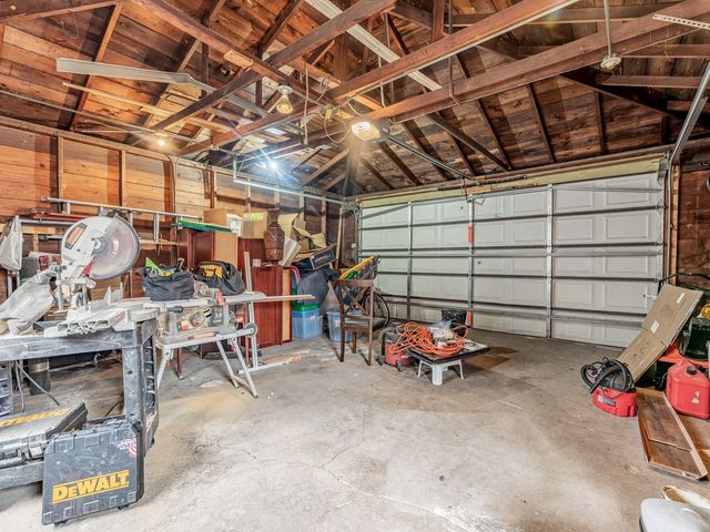 5248 W Wellington Avenue, Chicago, IL 60641