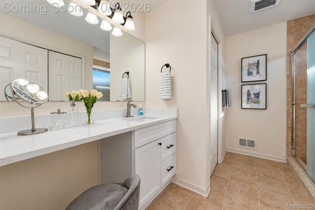 27363 Victoria Road, Novi, MI 48374