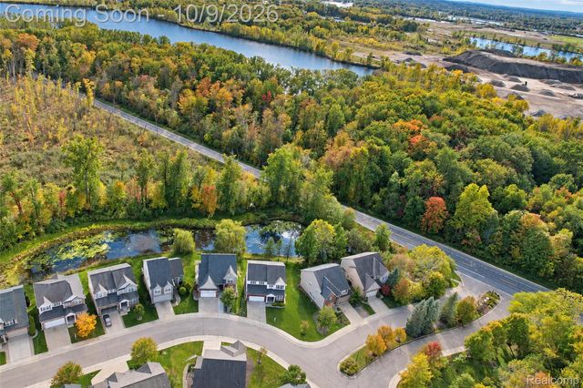 27363 Victoria Road, Novi, MI 48374