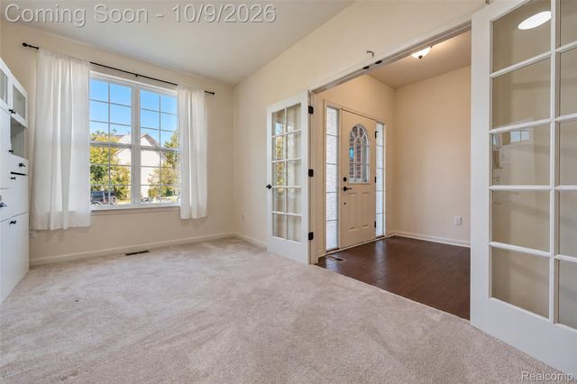 27363 Victoria Road, Novi, MI 48374