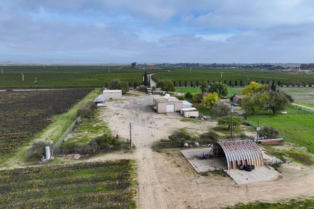 22322 Road 28 1 2, Madera, CA 93638