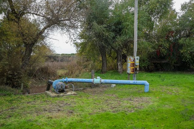 22322 Road 28 1 2, Madera, CA 93638