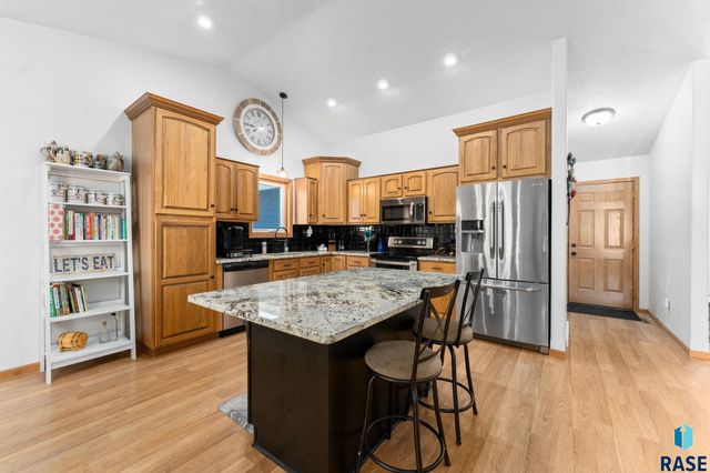 4201 S Pillsberry Ave Avenue, Sioux Falls, SD 57103