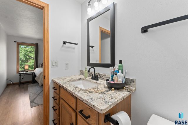 4201 S Pillsberry Ave Avenue, Sioux Falls, SD 57103