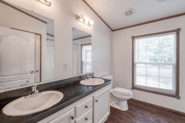 545 Lone Star RD, Bastrop, TX 78602
