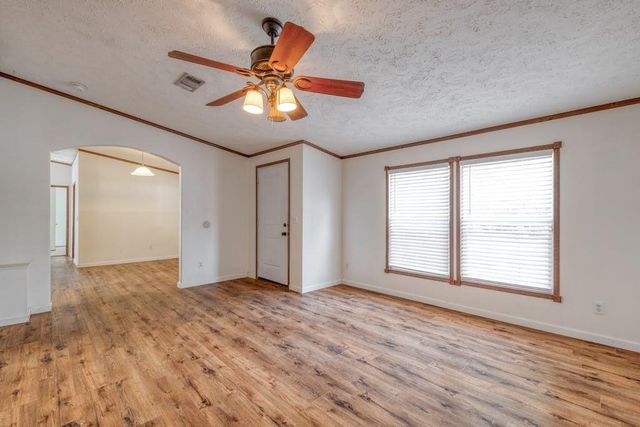 545 Lone Star RD, Bastrop, TX 78602