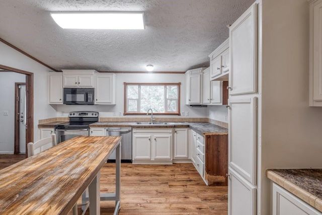 545 Lone Star RD, Bastrop, TX 78602