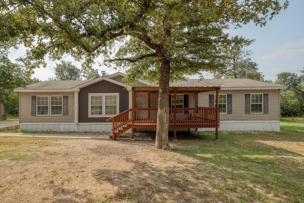 545 Lone Star RD, Bastrop, TX 78602