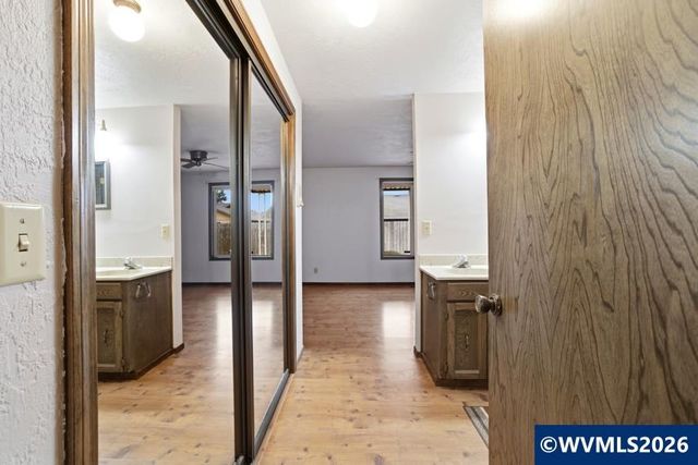 4562 Johnisee Ct NE, Salem, OR 97305