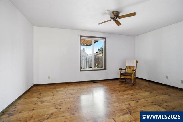 4562 Johnisee Ct NE, Salem, OR 97305