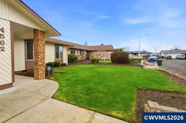 4562 Johnisee Ct NE, Salem, OR 97305