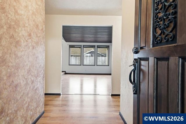 4562 Johnisee Ct NE, Salem, OR 97305